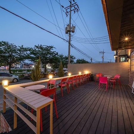 Chuncheon Bom Stay Exteriör bild