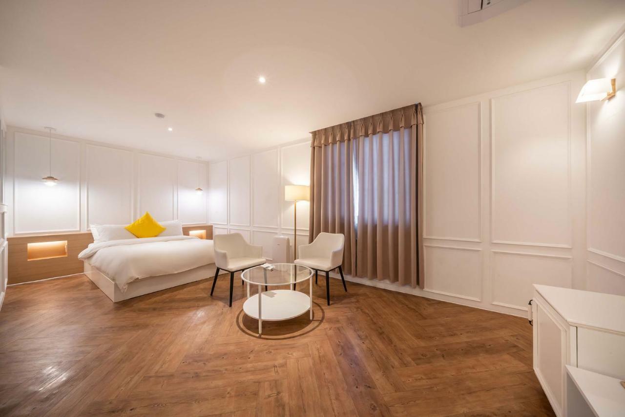 Chuncheon Bom Stay Exteriör bild