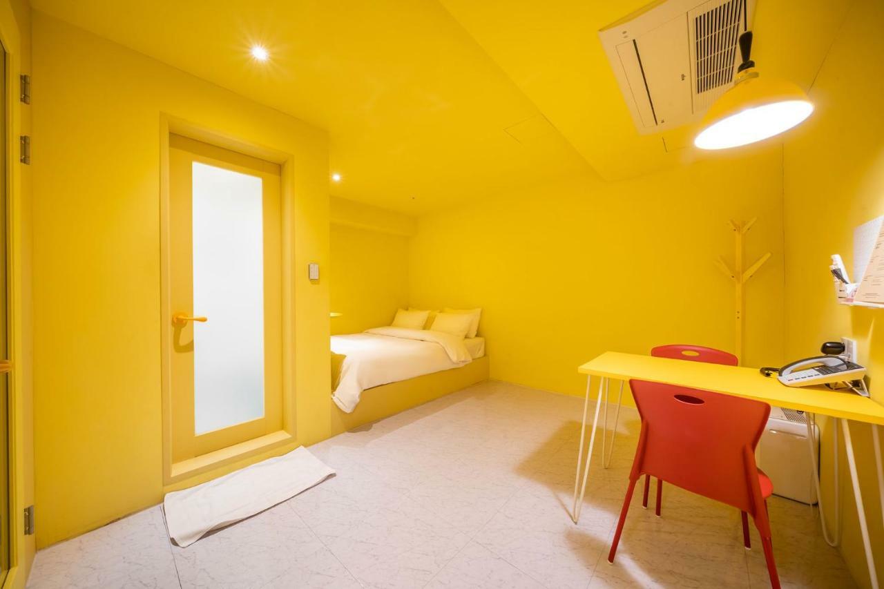 Chuncheon Bom Stay Exteriör bild